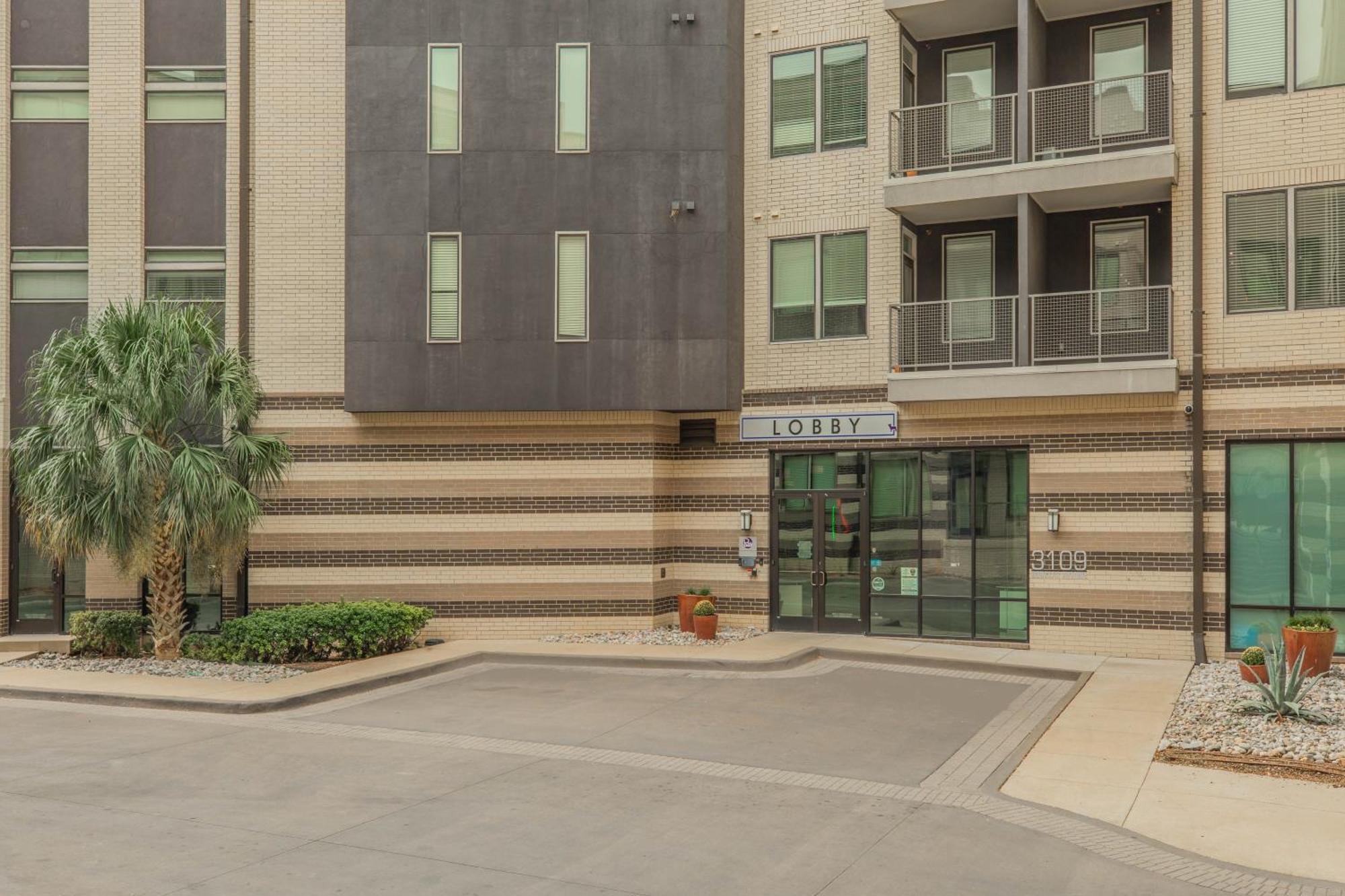 Park West 320 Corporate Modern , Pool, Parking Apartment Dallas Exterior photo